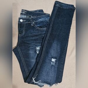 SoundGirl  Distressed Jeans, Low-Rise, Bootcut, Skinny, 7 Junior GUC✔️
